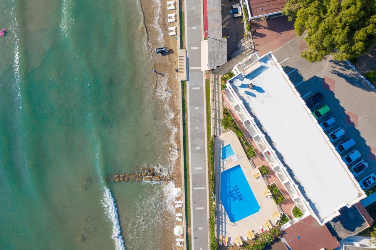 Side Beach Club ภายนอก รูปภาพ