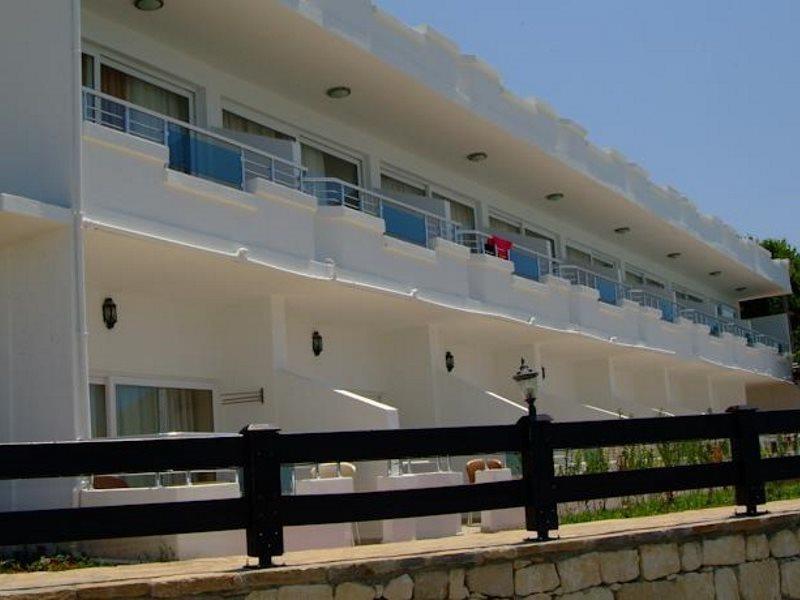 Side Beach Club ภายนอก รูปภาพ