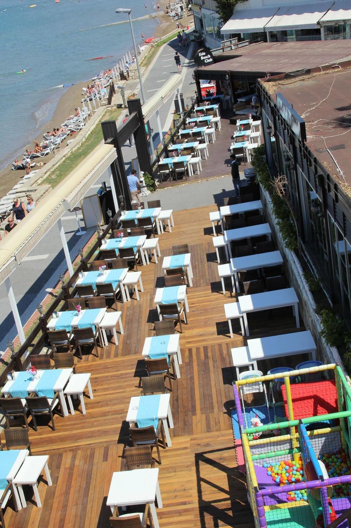 Side Beach Club ภายนอก รูปภาพ