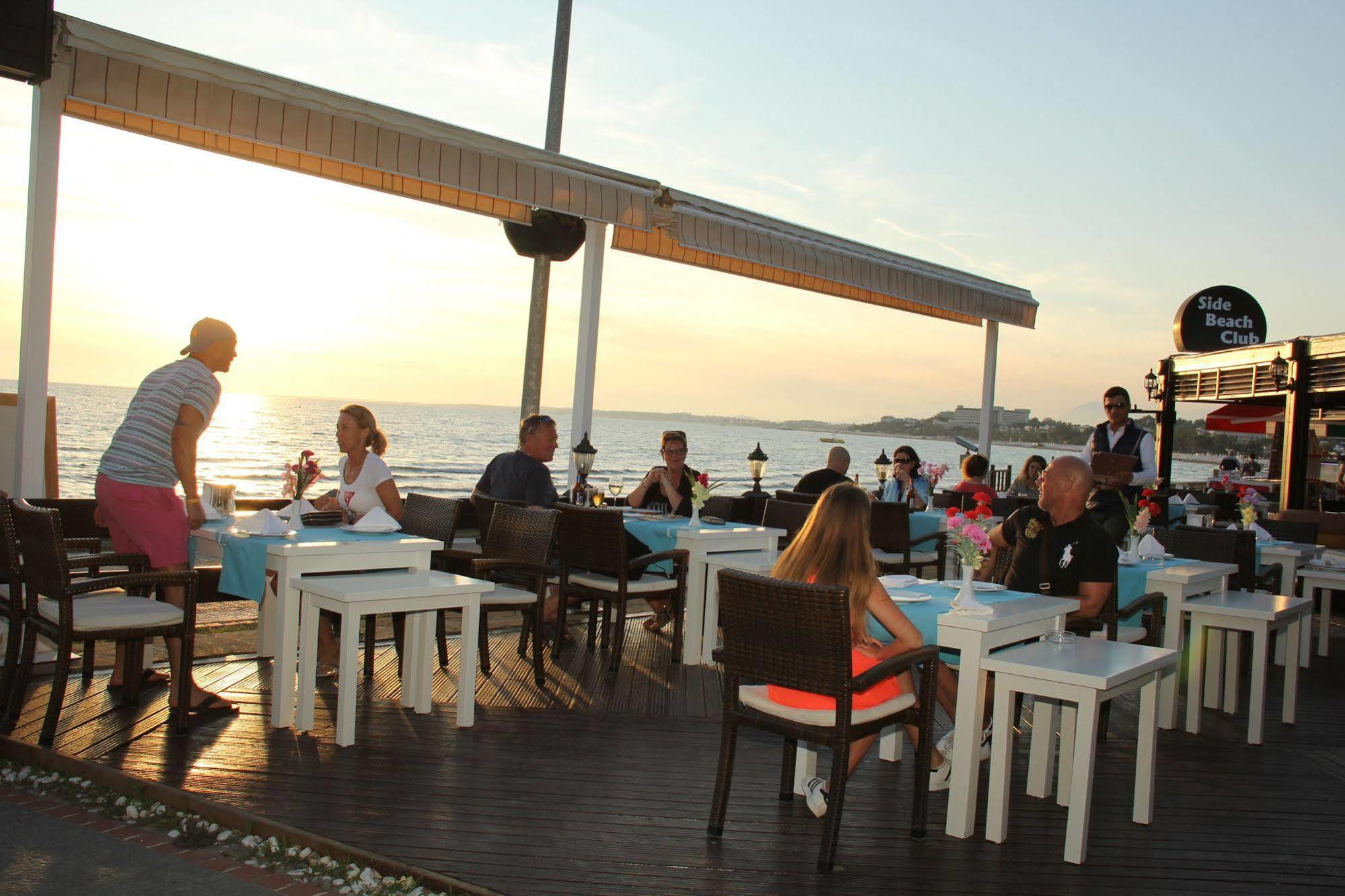 Side Beach Club ภายนอก รูปภาพ